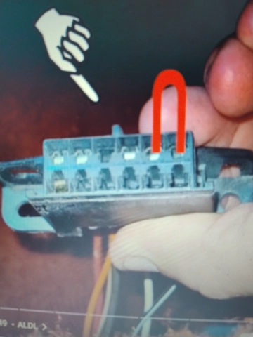 Connecteur ALDL Corvette C3 Crossfire