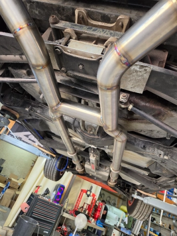 Ligne d échappement sur mesure Corvette C3